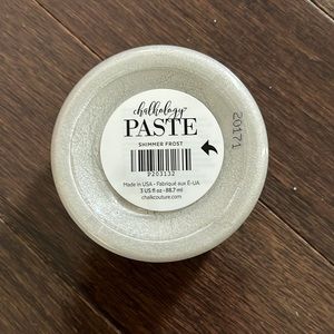 New Chalk Couture Chalkology Paste - Shimmer Frost